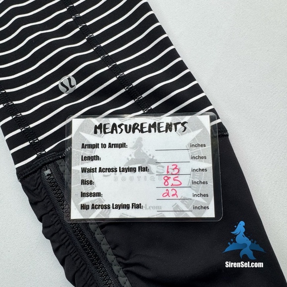 1076 lululemon Runday Crop - Size 4 - Parallel Stripe Black/White - Picture 13 of 14
